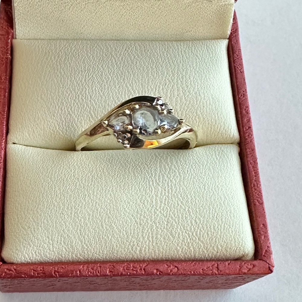 Tanzanite and 10k gold ring